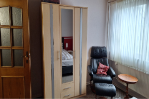 Schlafzimmer 2
